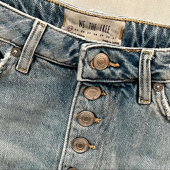 NWT Free People denim mini skirt light wash sz 24 - Picture 6 of 7
